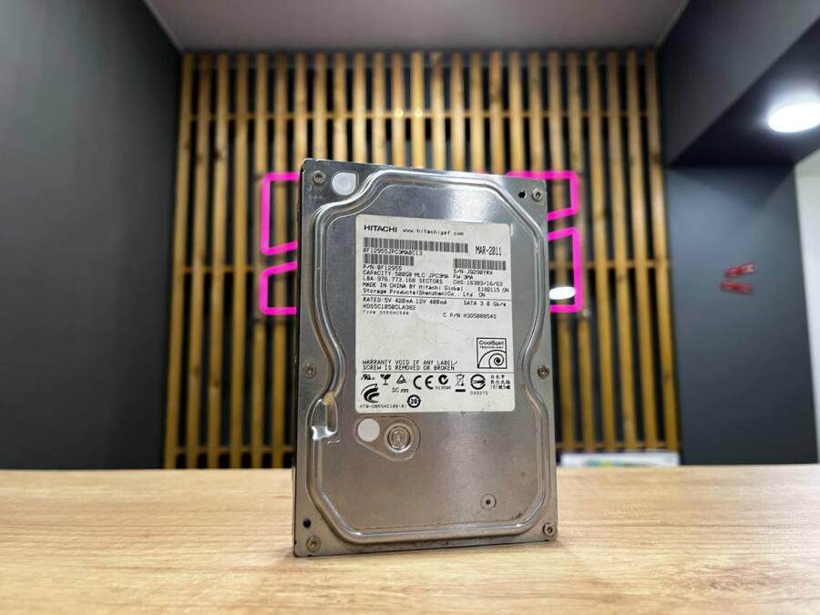 Жесткий диск 500 gb HDD 3.5'' Hitachi,  HDS5C1050CLA382